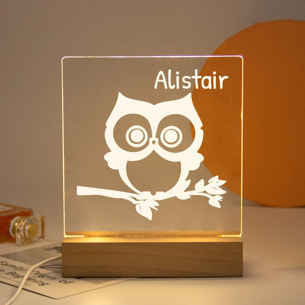Lampe LED Cristal 3D Personnalisée – Gravure Nom & Texte sur Socle Bois | Cadeau Unique